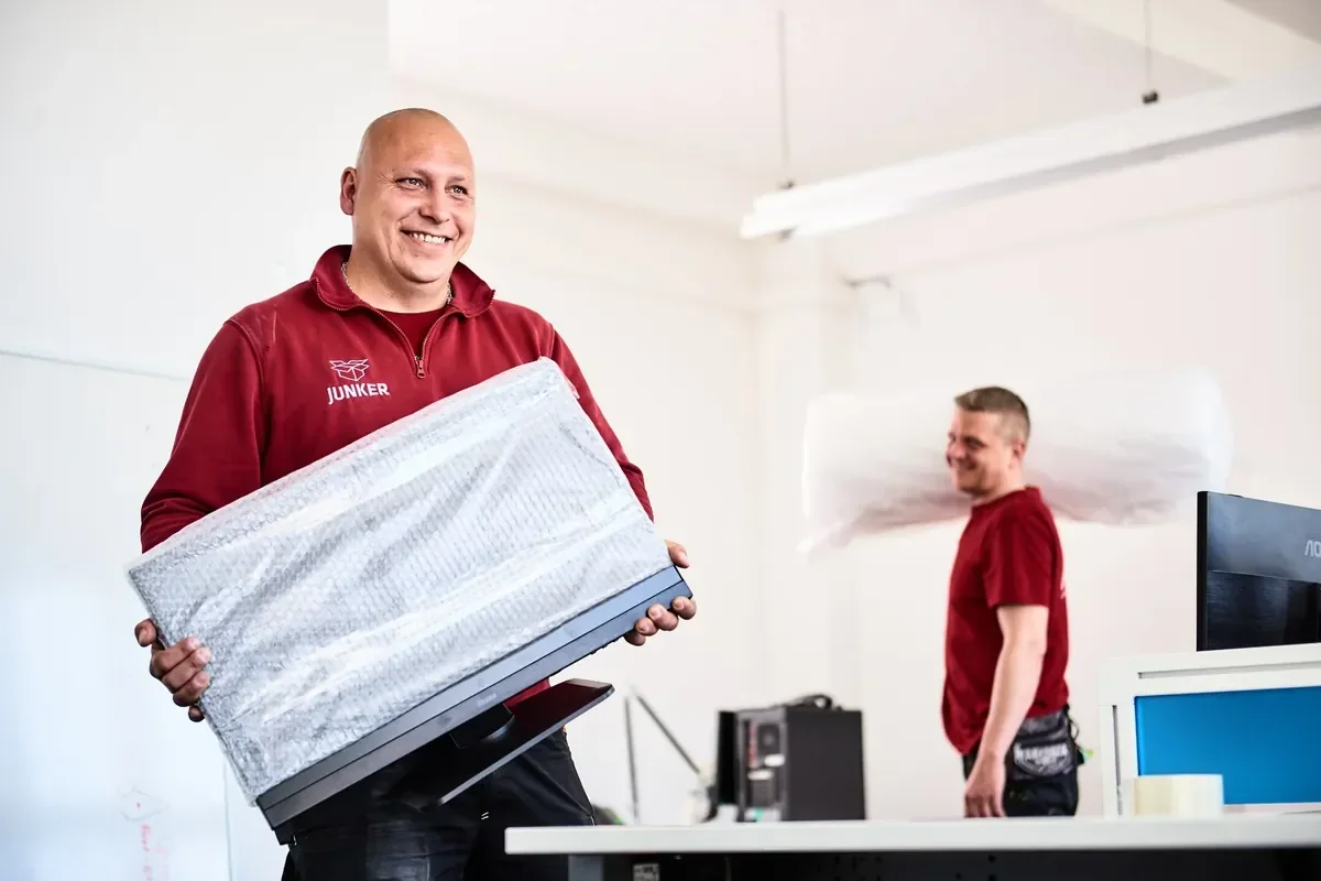 Technik sicher verpackt von Umzugsfirma Junker Berlin